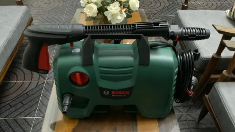 Sua-may-rua-xe-bosch-mayruaxecorleone