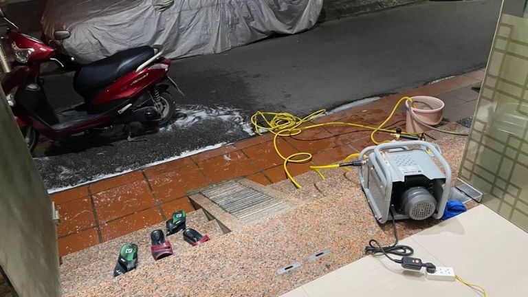 May-rua-xe-ap-luc-cao-corleone-g500-mayruaxecorleone-1